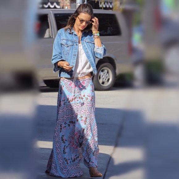 FULFILLED ! ISO . SPELL + THE GYPSY COLLECTIVE . PANDORA SKIRT . REVOLVER 2016 - Picture 8 of 8